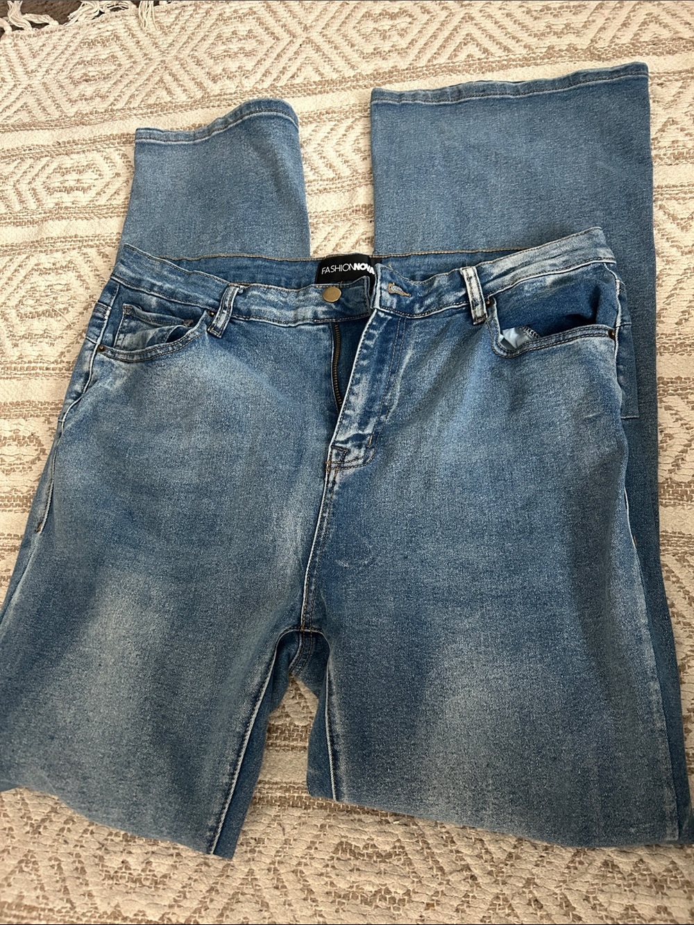 Fashion Nova Men Light Wash Straight Jeans